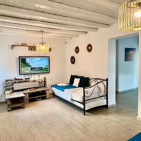 Aparthotel Vaqueros Mykonos Town Exterior foto